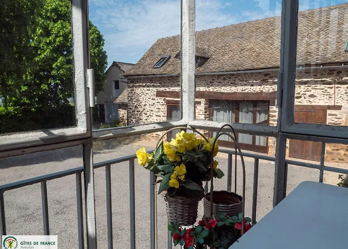 בית נופש Du Landas *